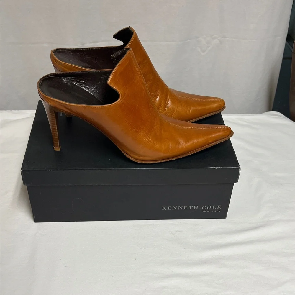 Kenneth Cole Point Blank Brown/Tan Leather Mule Ankle Boots
